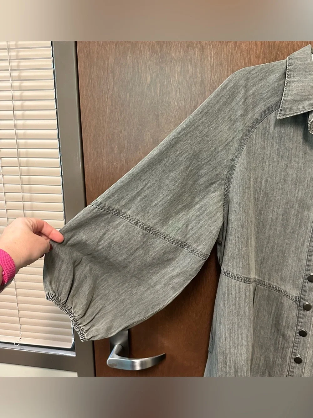 Natural Life Melissa chambray denim dress size M stone gray boho peasant farm - Picture 4 of 8